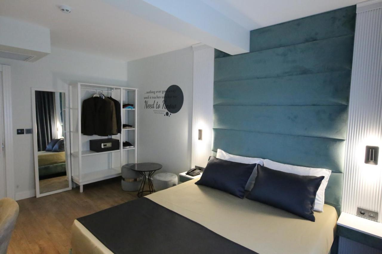 Axu Airport Hotel Arnavutkoy المظهر الخارجي الصورة A room at the hotel