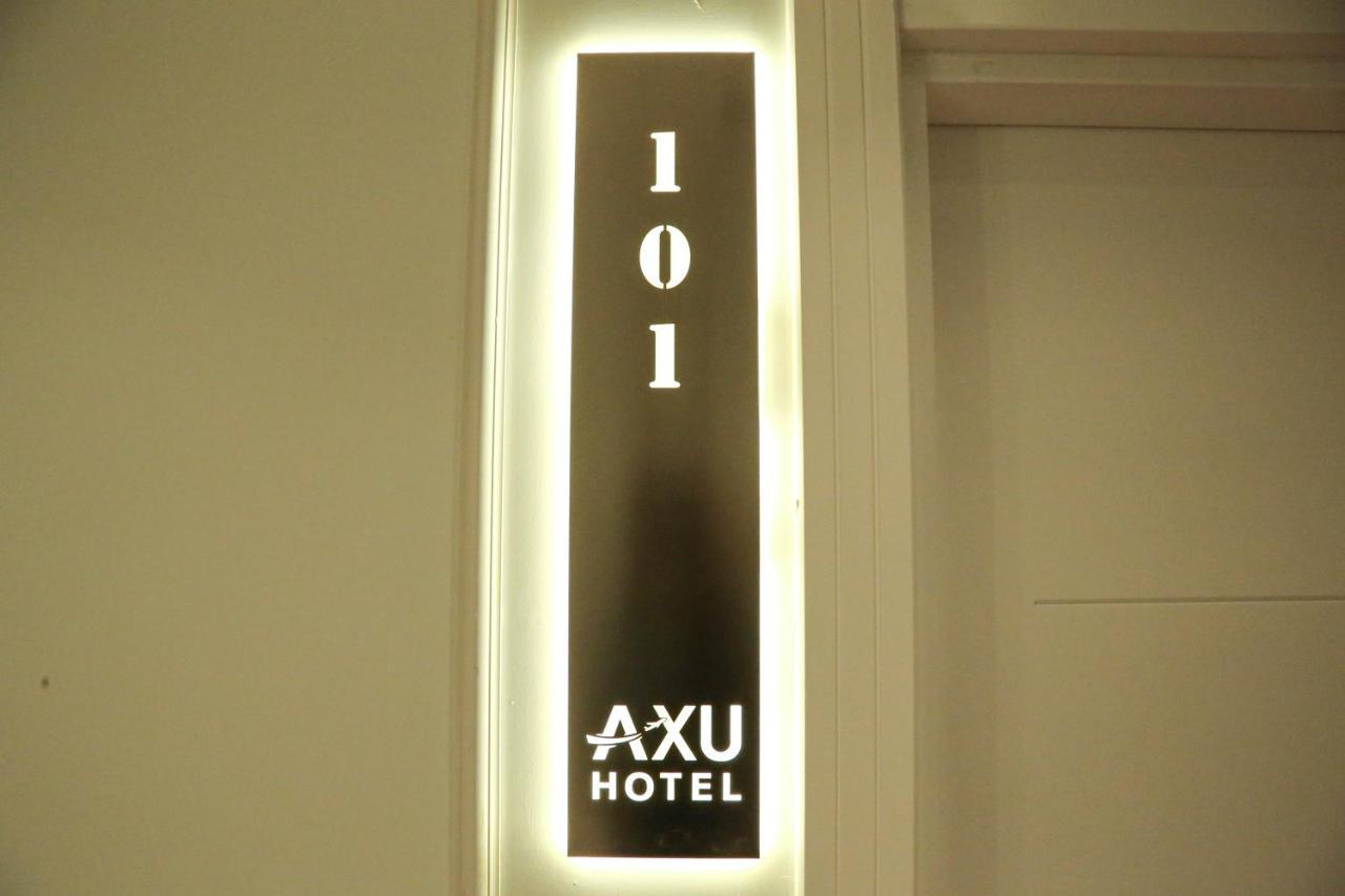 Axu Airport Hotel Arnavutkoy المظهر الخارجي الصورة A room sign at Axu Hotel