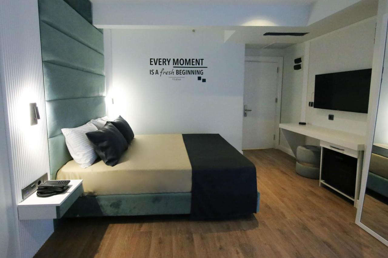 Axu Airport Hotel Arnavutkoy المظهر الخارجي الصورة A room at the hotel