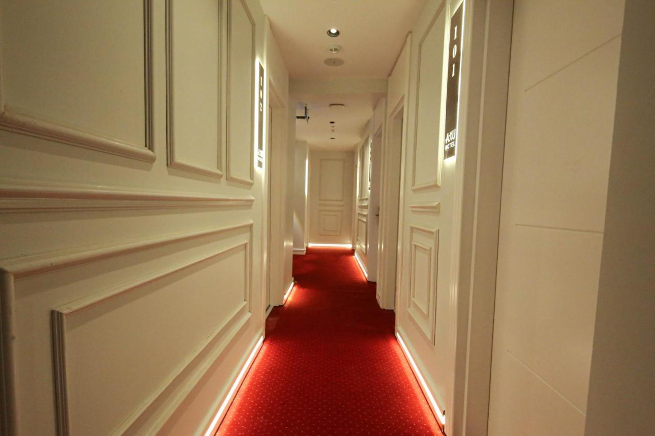 Axu Airport Hotel Arnavutkoy المظهر الخارجي الصورة A corridor at the hotel