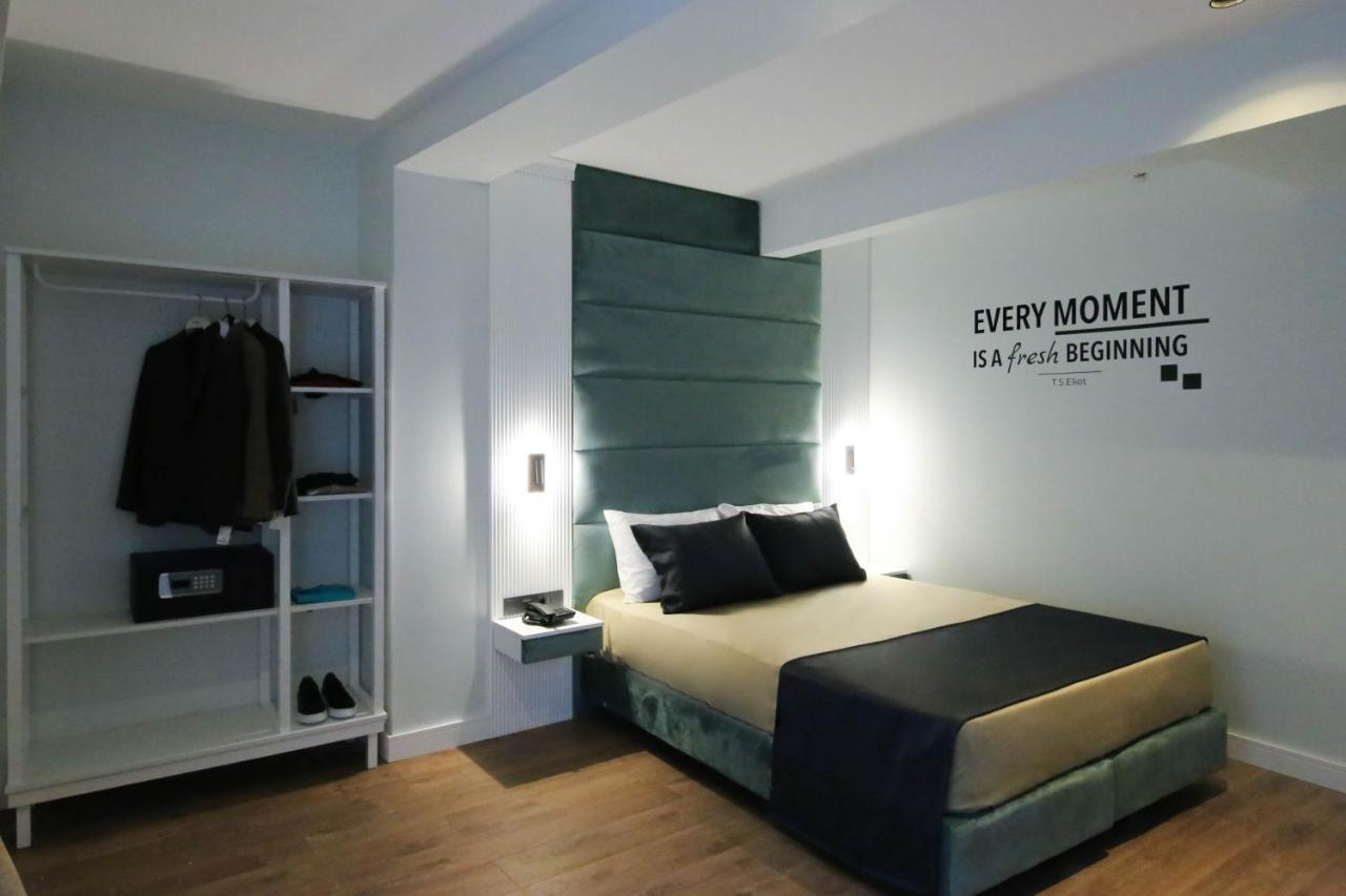 Axu Airport Hotel Arnavutkoy المظهر الخارجي الصورة A room at the hotel