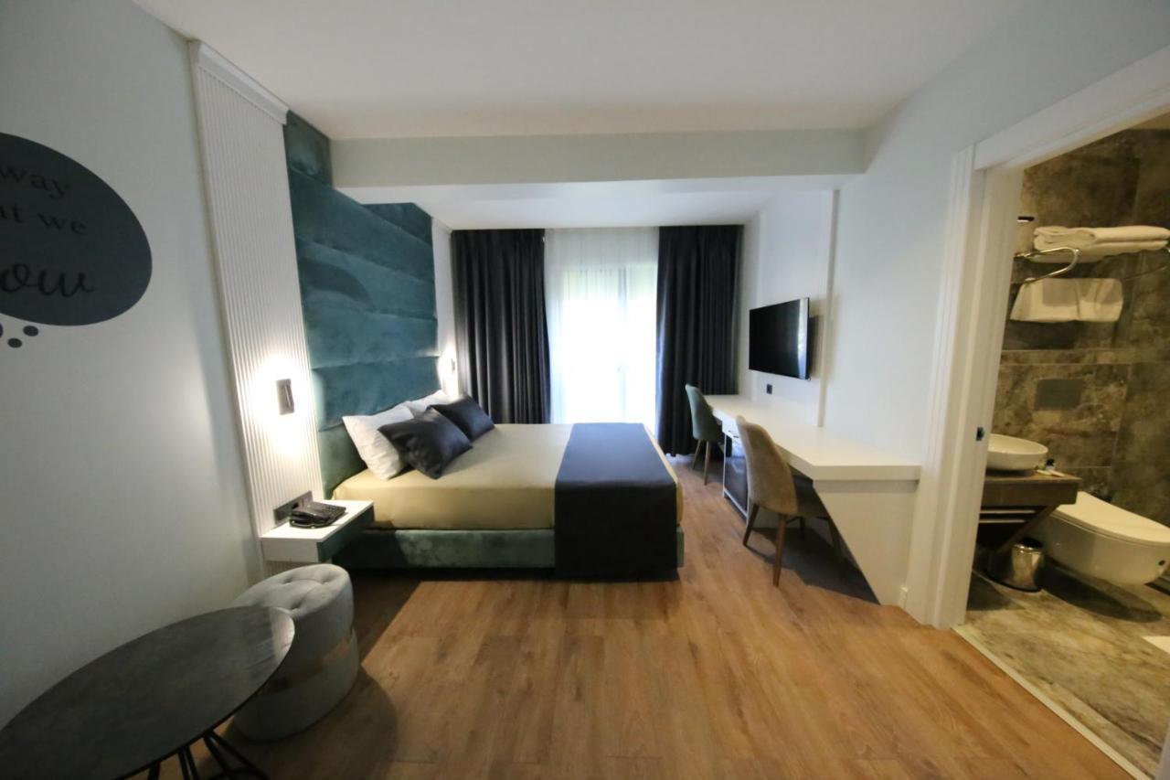 Axu Airport Hotel Arnavutkoy المظهر الخارجي الصورة A room at the hotel