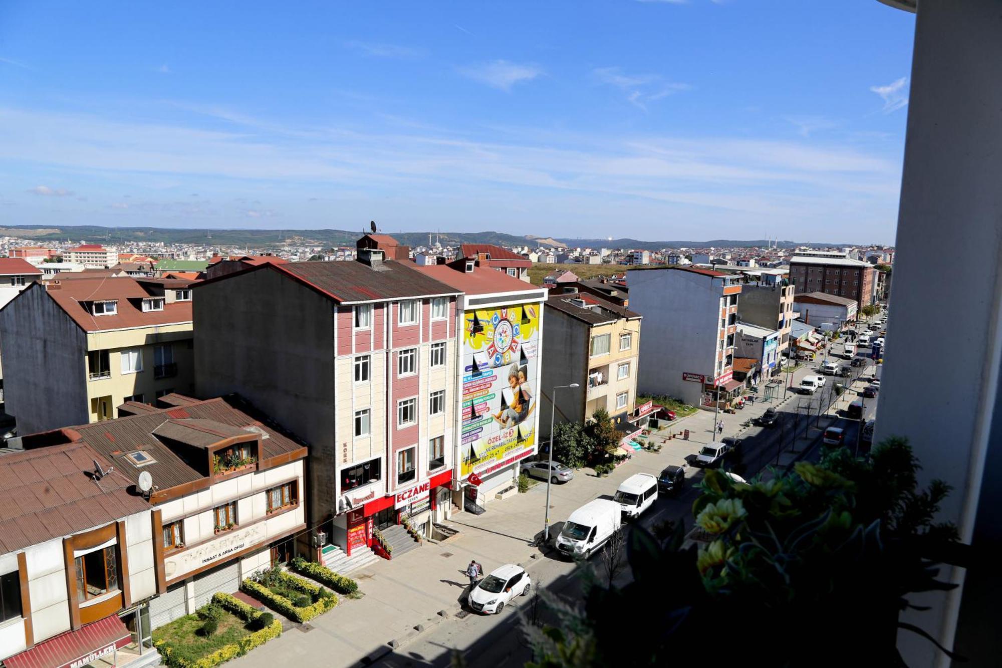 Axu Airport Hotel Arnavutkoy المظهر الخارجي الصورة A view of Çorlu