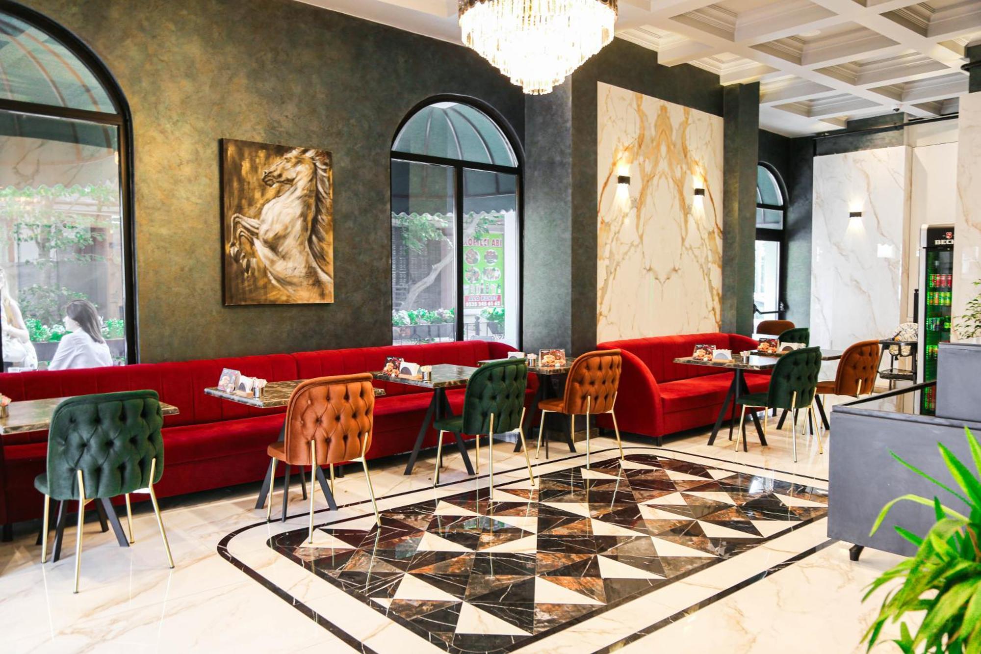 Axu Airport Hotel Arnavutkoy المظهر الخارجي الصورة The interior of the restaurant